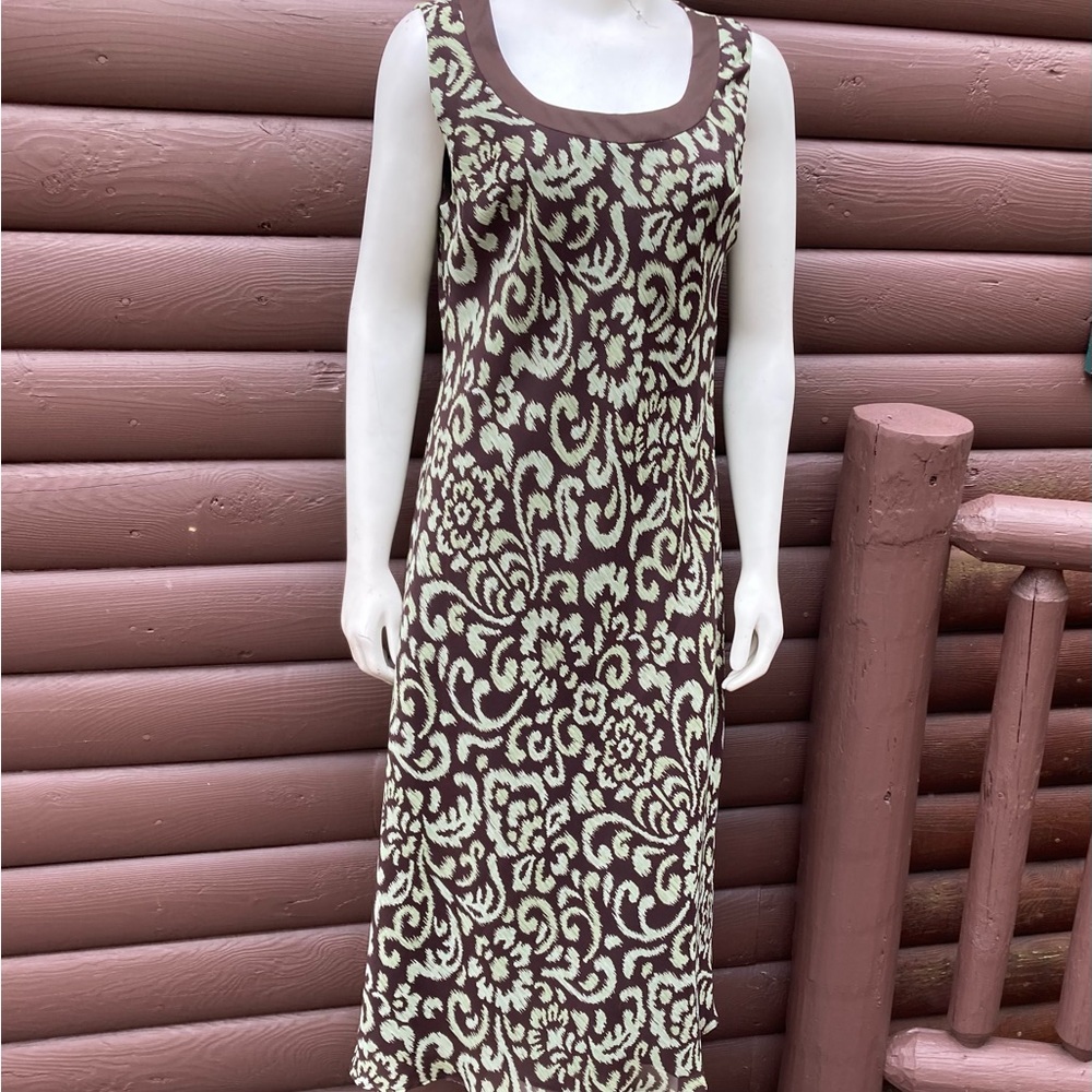 Sage green and brown maxi dress. Beautiful !